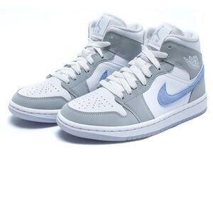 Air Jordan 1 Mid wolf grey aluminum